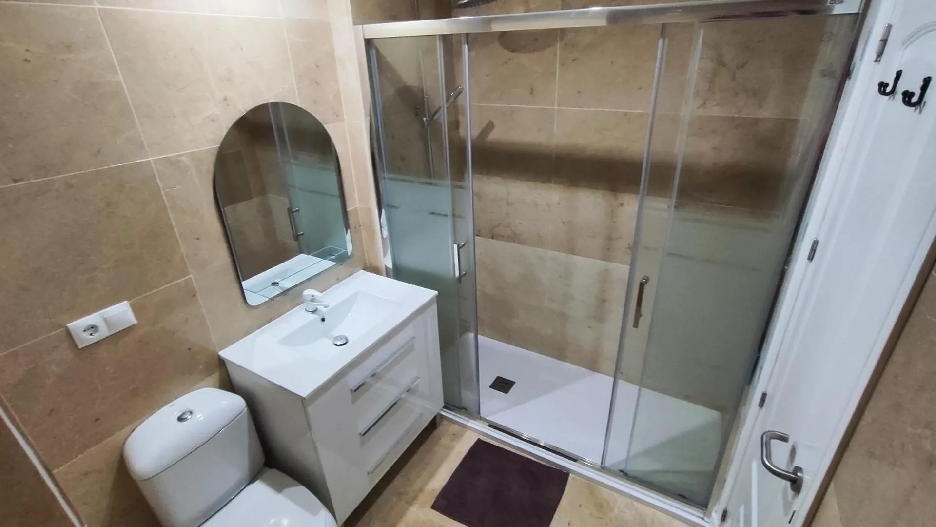 아파트 Duquesa Suites Gardens And Golf Castillo de Sabinillas